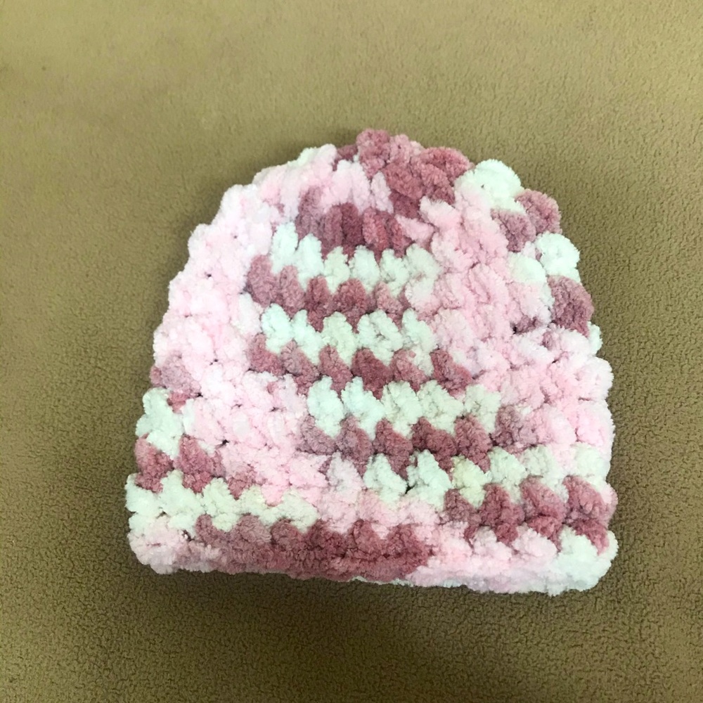New Handmade crochet baby warm hat